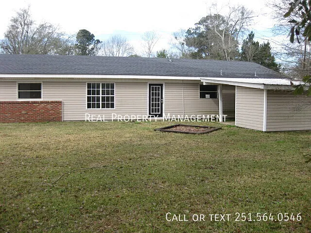 3 Bedroom 2 Bath Airport/ Cody Area — Photo 2