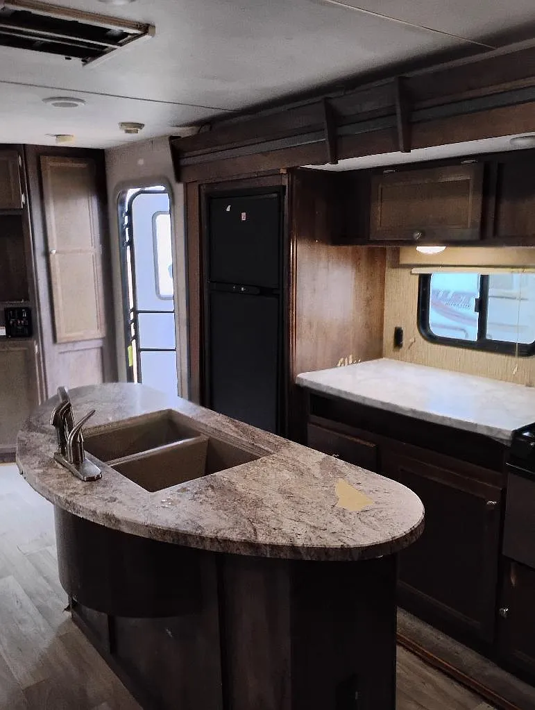 Royal RV Park Wink 907 North Roy Orbinson Drive - WD3 2019 Coleman — Photo 2