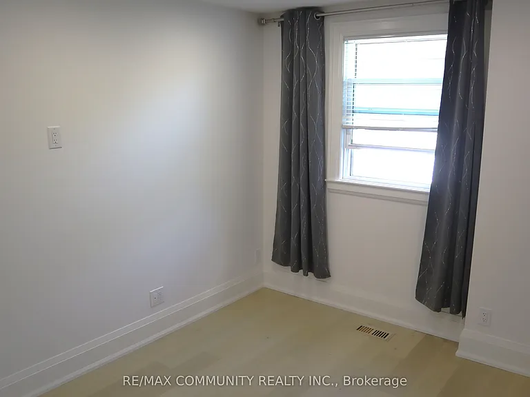 7 Denham Rd — Photo 11