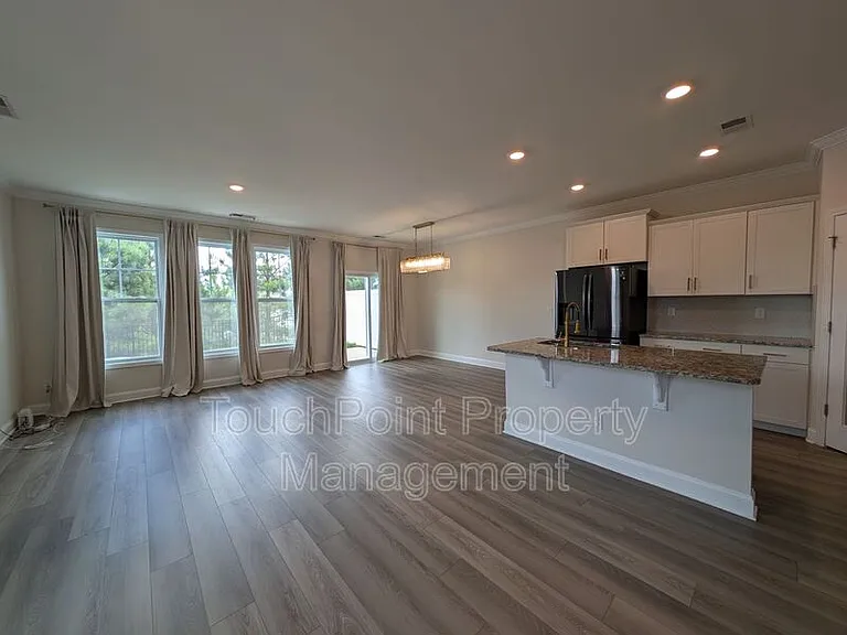 634 Cypress Glen Ln — Photo 6