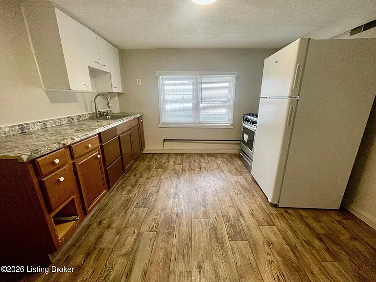 1349 Olive St #3 — Photo 4