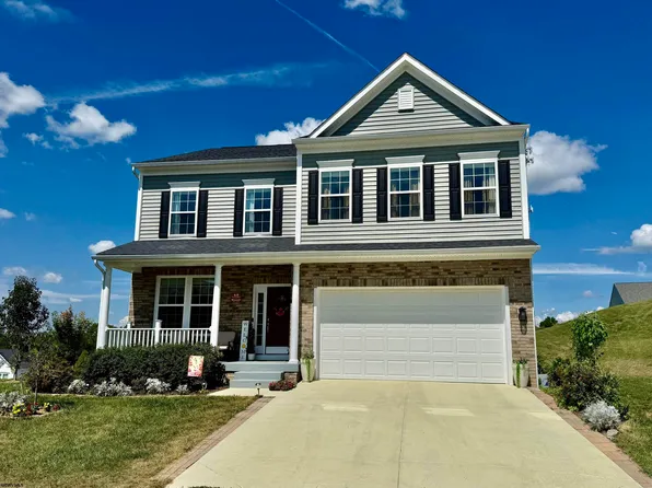 48 Manor Dr, Fairmont, WV 26554