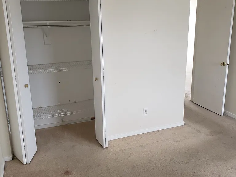 2nd Bedroom Closet