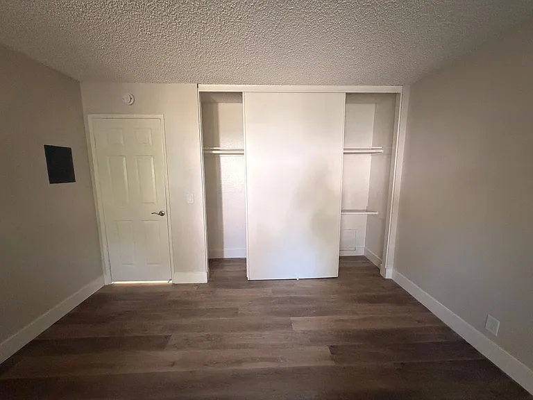 Beach Creek Resort Apartments — Photo 8