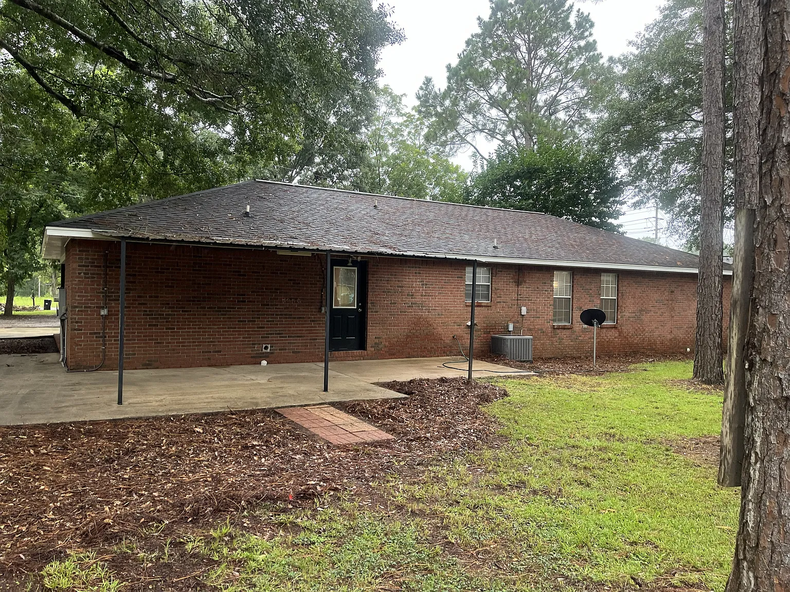 3 bed, $1,800 — Photo 3