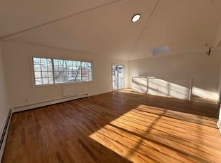 5823 79th Ave #2, Glendale, NY 11385