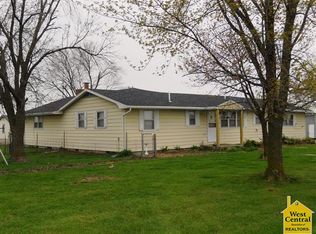948 NE 600 Rd, Windsor, MO 65360