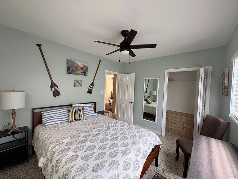 2627 Staples Ave — Photo 5