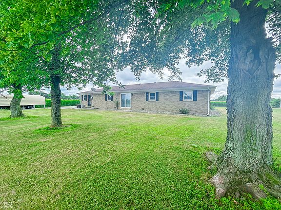 5th image of 10100 S County Road 300 W