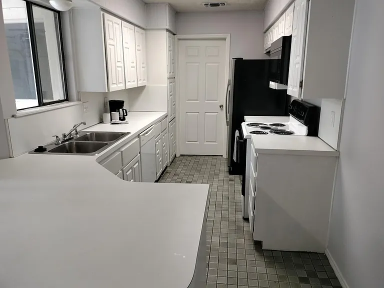 3609 High Meadow Dr — Photo 10