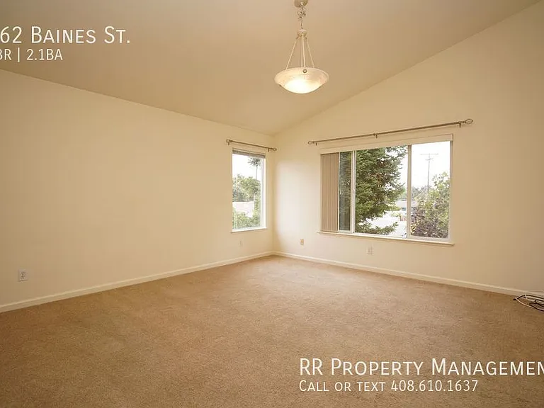962 Baines St — Photo 13