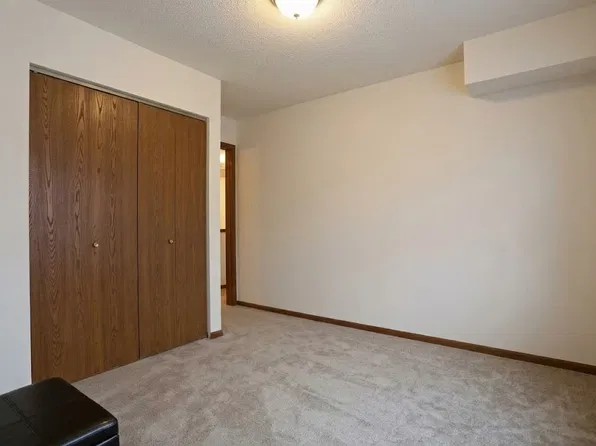 88 Peachtree Ln, Fairview Heights, IL 62208