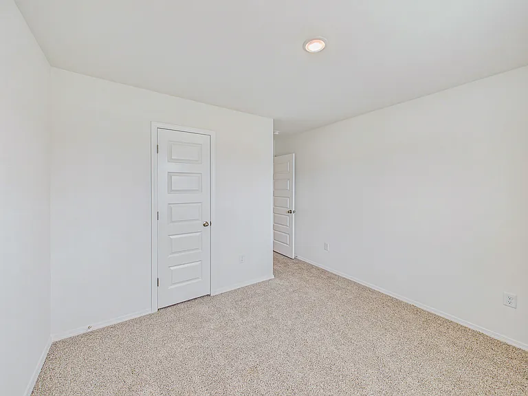 13 Vineyard Dr-8_05262026