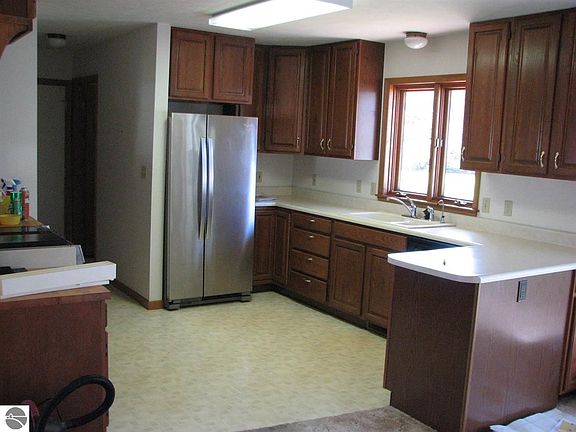 4th image of 3937 Sandia Ct