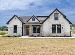 1619 Old Dobbins Bridge Rd, Townville, SC 29689