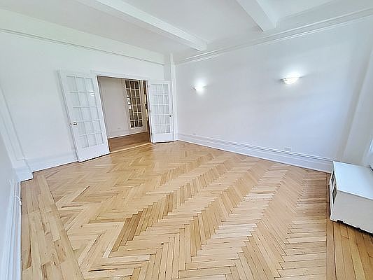 1st image of 420 W End Ave #33