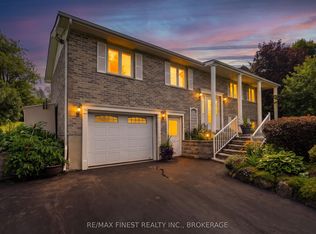 1881 Macalpine Rd, Kingston, ON K7G2V5