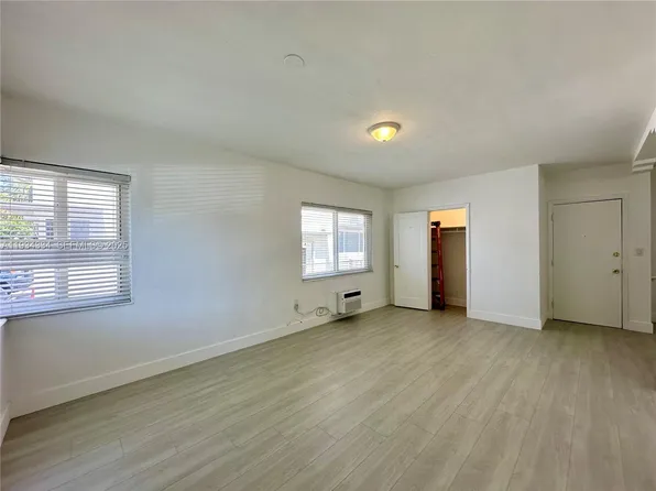 955 Bay Dr #1, Miami Beach, FL 33141