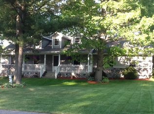 7208 Pine Oak Ln, Hudsonville, MI