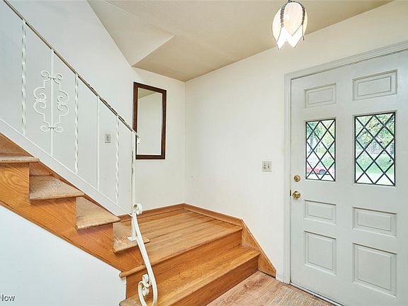 4th image of 3372 Brent Ln