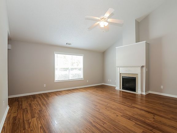 4th image of 3836 Pine Village Pl