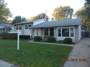 724 Sandy Ln, Des Plaines, IL