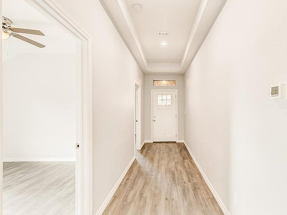 4th image of 3907 Sunset Ct