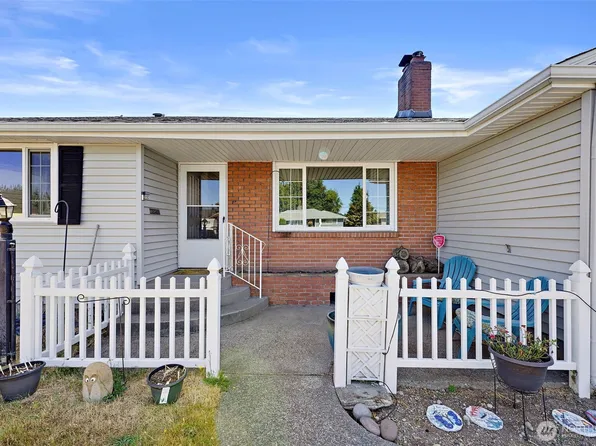 1821 N Bennett Street, Tacoma, WA 98406