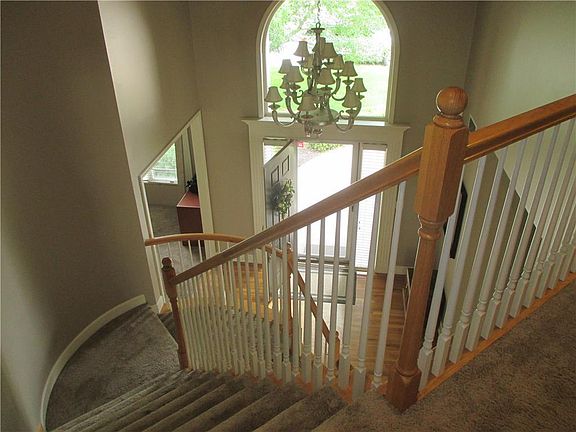 4th image of 1108 SW Misty Creek Ln