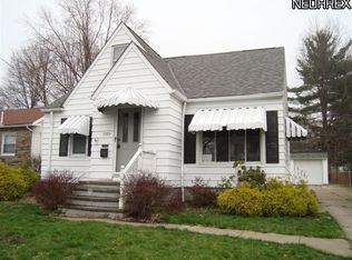 1099 Gordon Rd, Lyndhurst, OH 44124