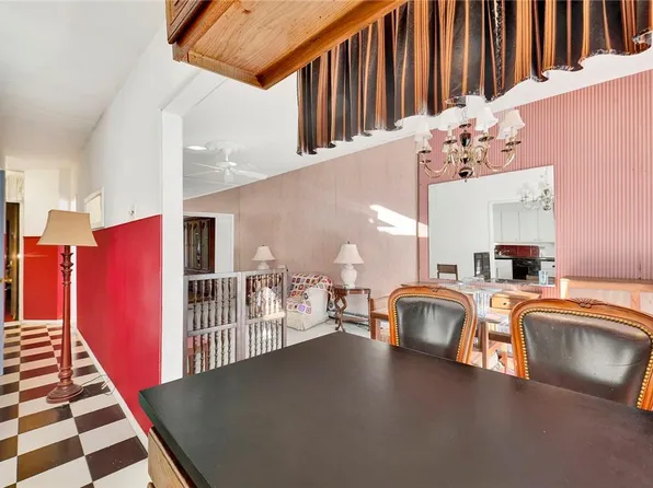 370 85th Street image 27 of 36