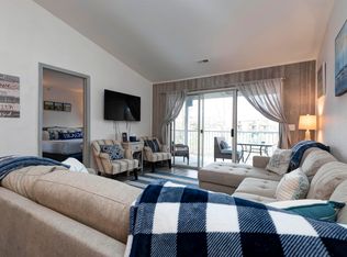 34 Golfshores Dr APT 30, Branson, MO 65616