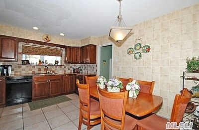 3rd image of 3333 Milburn Ave