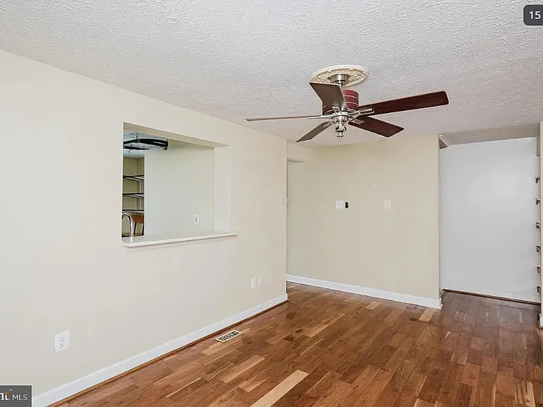 1829 Queen Anne Sq #BEL — Photo 12