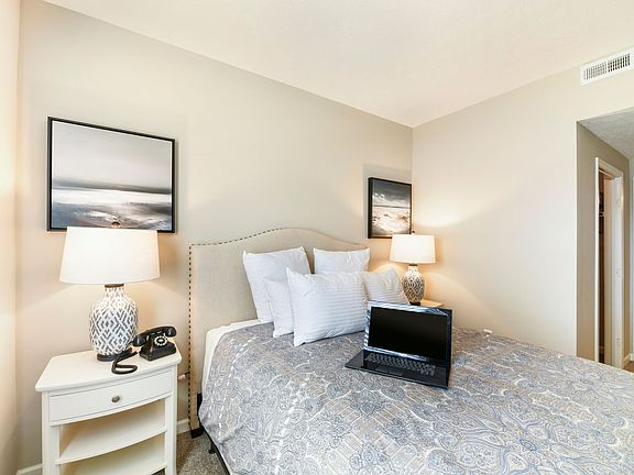 5th image of 1655 Gilmore Park Ave #39803f2d5
