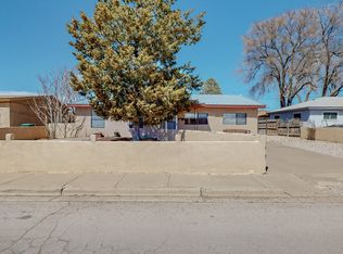 704 Washington Ave, Grants, NM 87020