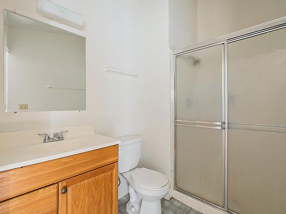 4th image of 3646 N 69th Ave Unit 25