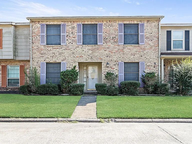 1st image of 6824 Marshall Place Dr