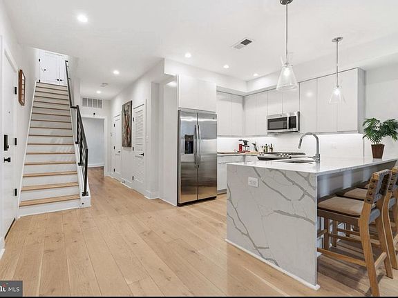 2nd image of 1722 W Virginia Ave NE #2A