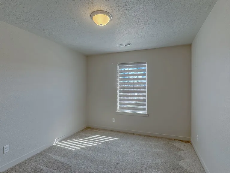 7505 S Foremast Ave — Photo 44