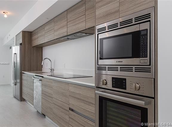 5th image of 6620 Indian Creek Dr APT 312