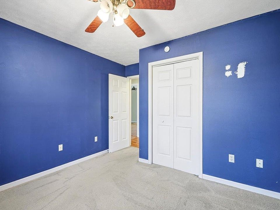 16th image of 13 Kingston Ct