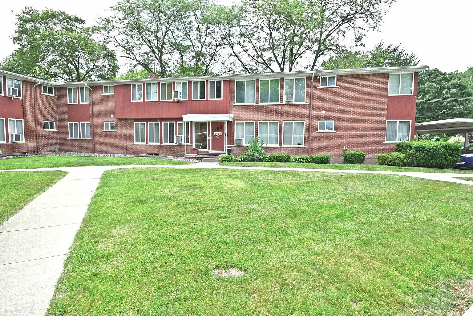 2419 Damman Dr Unit 201C photo 1