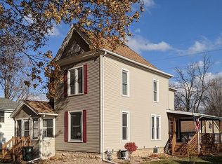 616 Iowa St, Cedar Falls, IA 50613