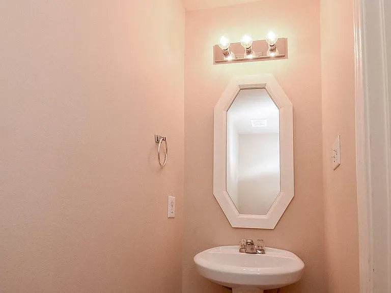 9602 Siano Pines Dr — Photo 38