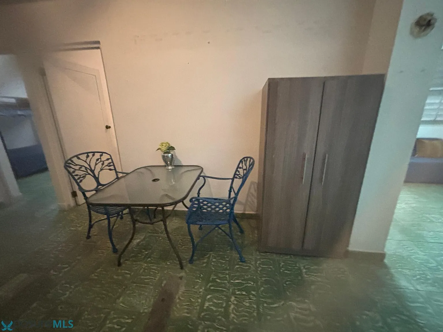 2 bed, 1.0 bath, 800 sqft, $750 — Photo 4