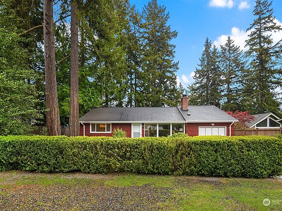 3rd image of 12320 8th Avenue NE
