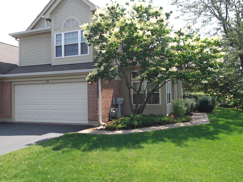 Beautiful 2 story townhome, end unit, quiet cul de sac.