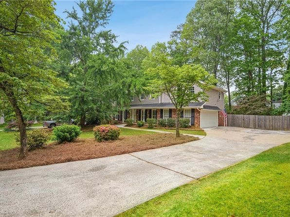 3932 Granger Dr, Atlanta, GA 30341