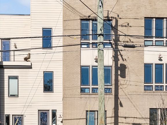 2nd image of 731 Douglas Ave